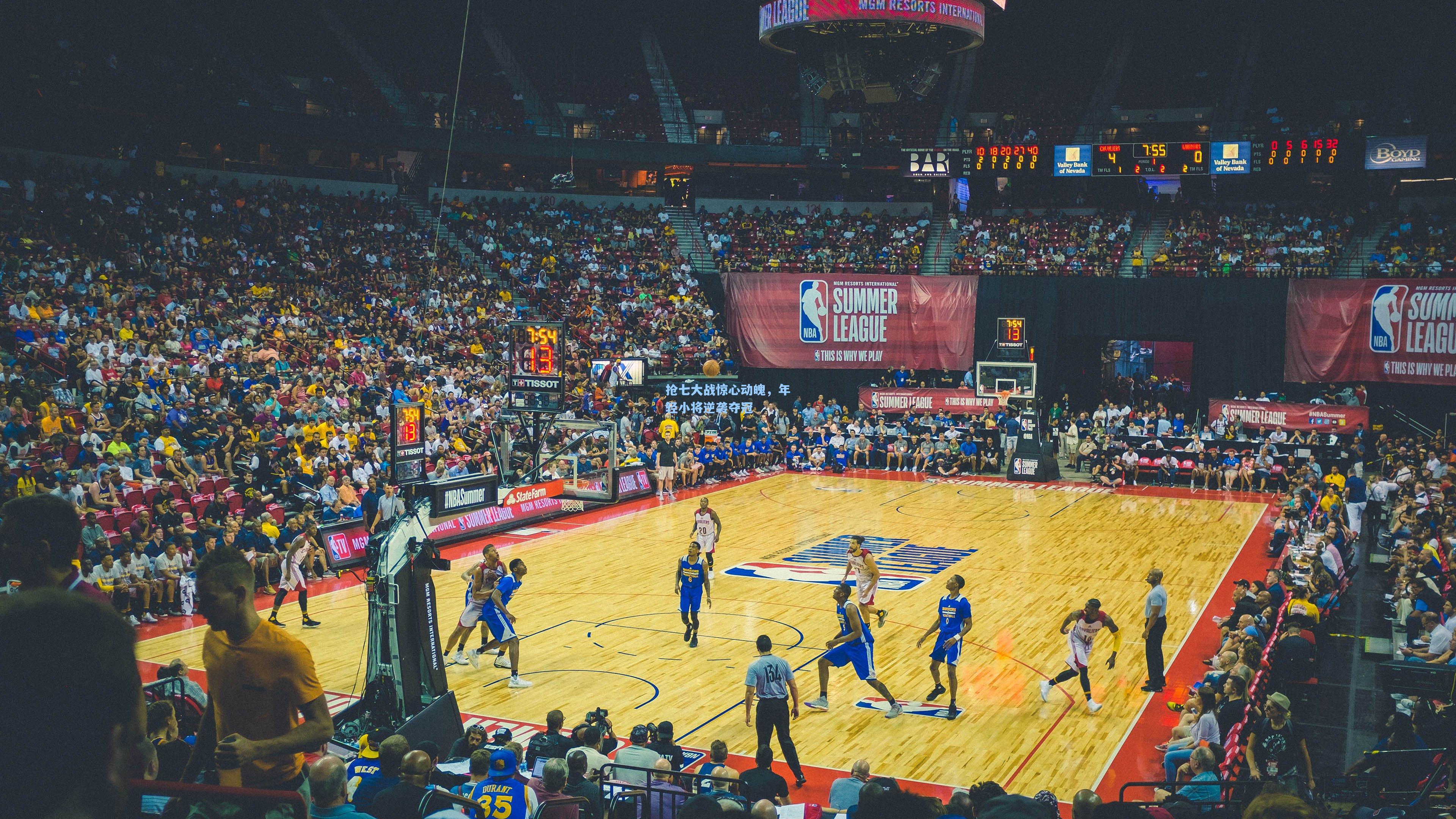 抢七大战惊心动魄，年轻小将逆袭夺冠